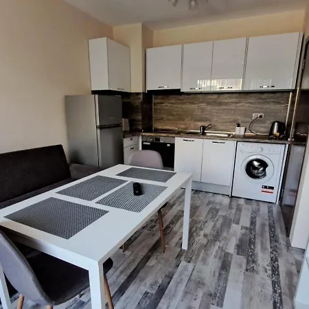 Luxury Hariton 5 Apartment Varna